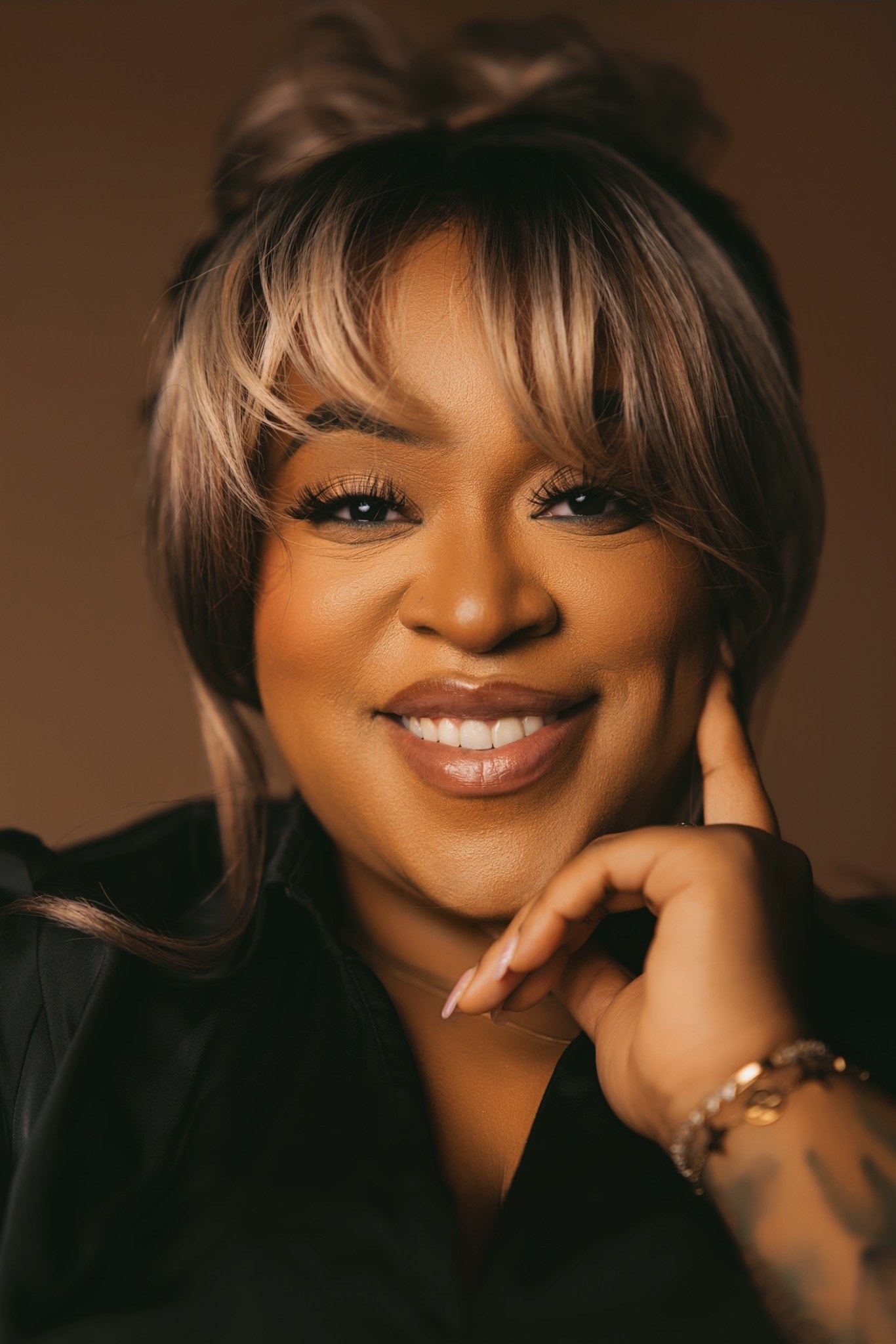 Portrait of Jazmine, founder of Jazzie Fingers Club